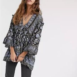 NWT Free People moonlight dance printed top in Blue and Black size S